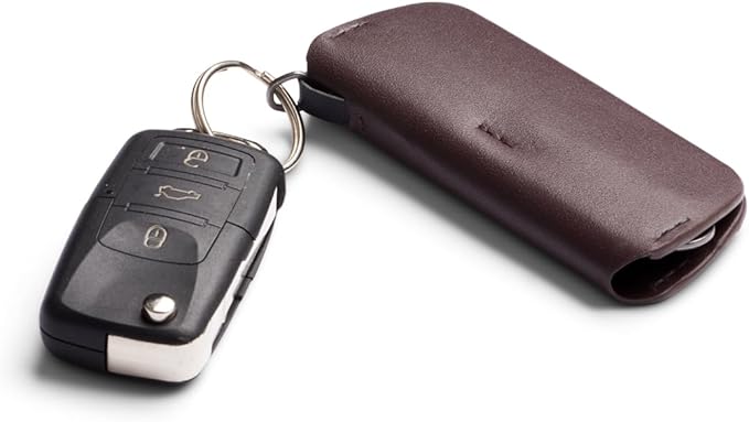 Bellroy Key Cover Plus – Third Edition (Leather Key Holder, Holds 4 – 8 Keys) - DeepPlum