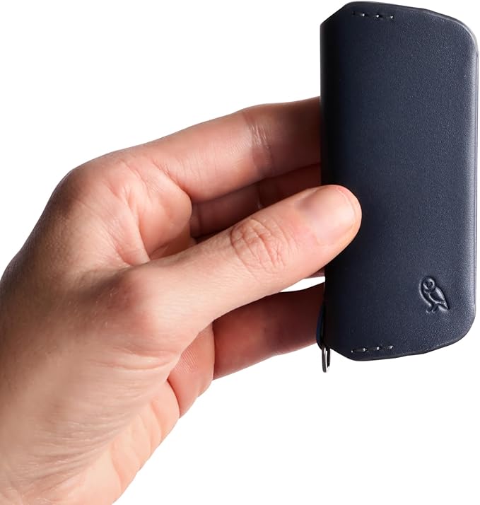 Bellroy Key Cover Plus – Third Edition (Leather Key Holder, Holds 4 – 8 Keys) - Navy