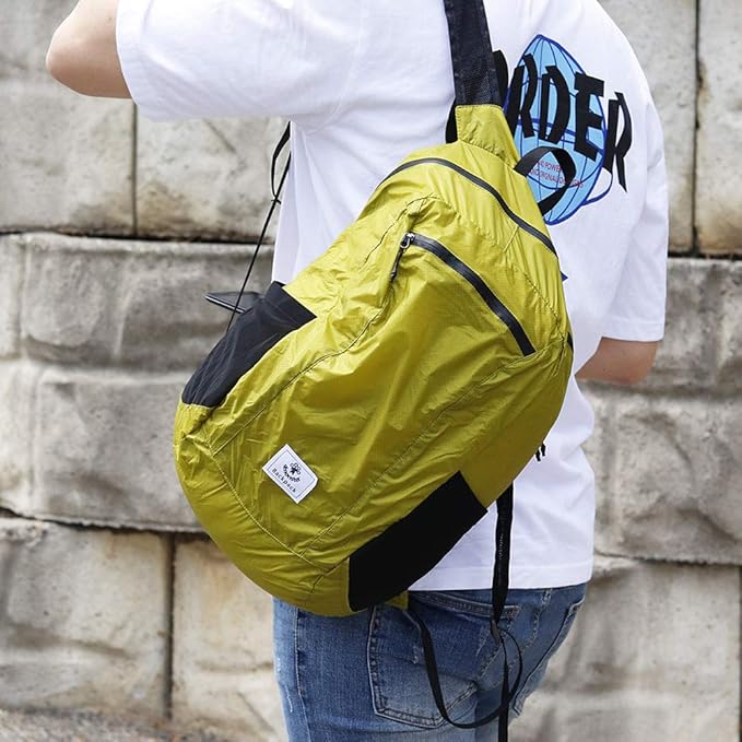 4Monster Hiking Daypack,Water Resistant Lightweight Packable Backpack for Travel Camping Outdoor