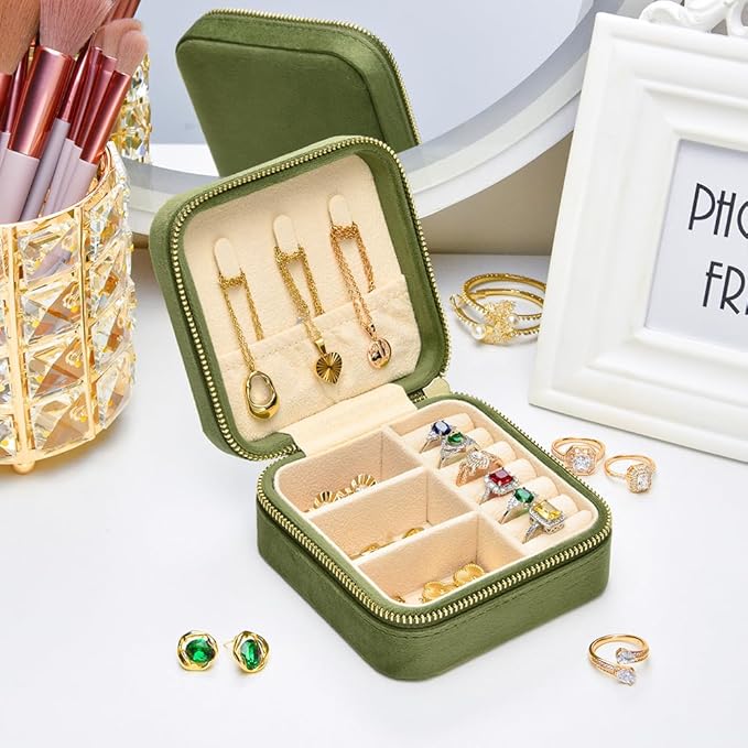 Travel Jewelry Case, Small Plush Velvet Jewelry Box for Women and Girls, Portable Jewelry holder organizer for Rings Earrings Necklaces Bracelets(Avocado Green)