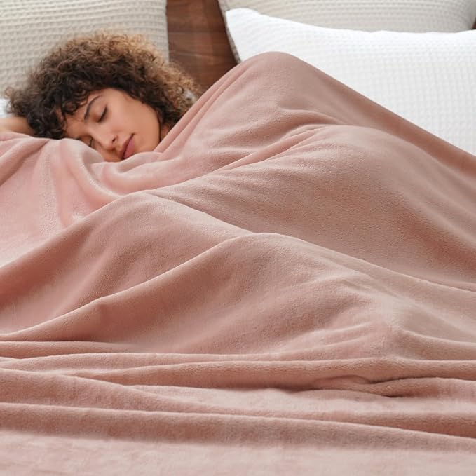 PHF Ultra Soft Fleece Blanket King Size, No Shed No Pilling Luxury Plush Cozy 300GSM Lightweight Blanket for Bed, Couch, Chair, Sofa Suitable for All Season, 108" x 90", Rose Pink