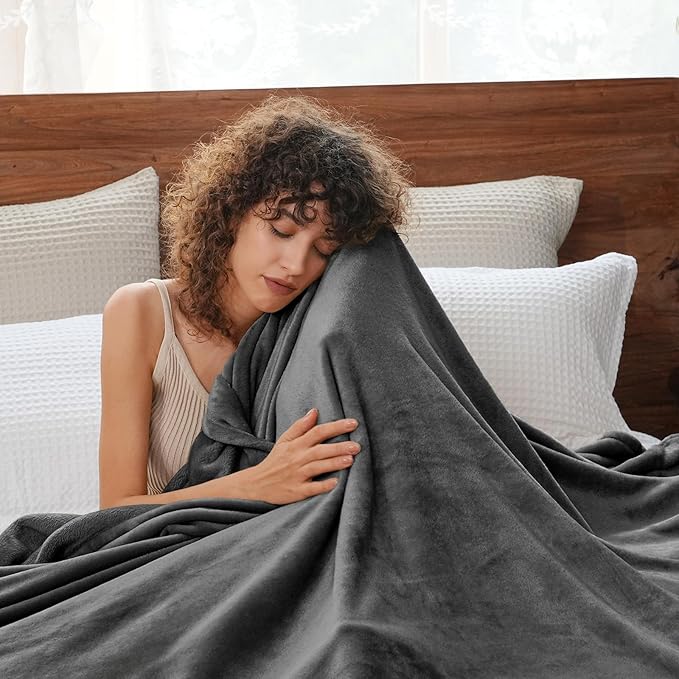 PHF Ultra Soft Fleece Blanket King Size, No Shed No Pilling Luxury Plush Cozy 300GSM Lightweight Blanket for Bed, Couch, Chair, Sofa Suitable for All Season, 108" x 90", Dark Grey