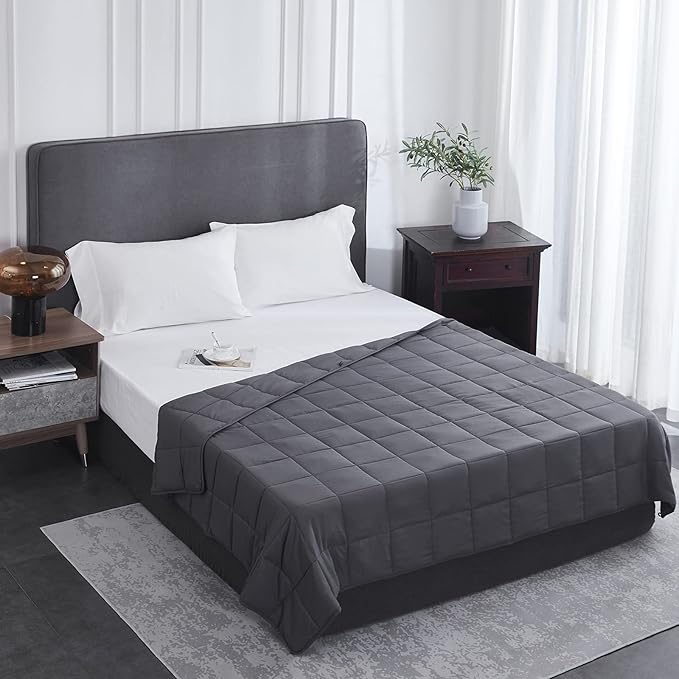 Weighted Blanket (15lbs 60"x80" Queen Size) Cooling Breathable Microfiber Material with Glass Beads Big Heavy Blanket for Adult All-Season Summer Fall Winter Soft Thick Comfort