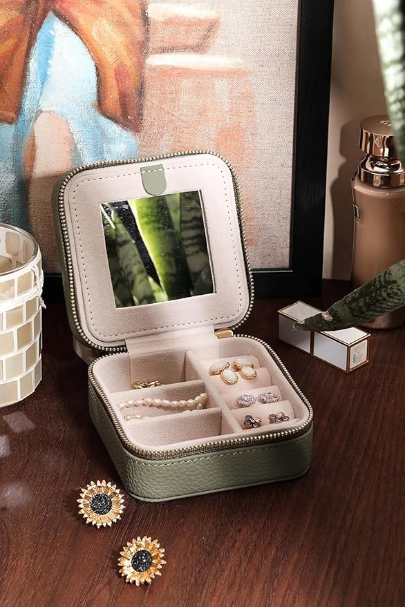 S.Leaf Travel Jewelry Organizer Travel Jewelry Boxes for Women Small Jewelry Travel Case Box Portable Travel Jewelry Case Travel Case Mini Jewelry (03_Lychee_Heart)