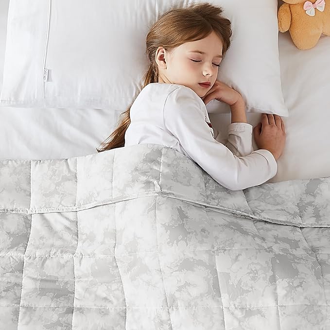 L'AGRATY Weighted Blanket - 36"x48" 3lbs Weighted Blanket Microfiber Material with Glass Beads Small Blanket for All-Season Summer Fall Winter Soft Thick Blanket