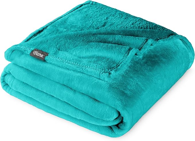 Bare Home Fleece Blanket - Full/Queen - Ultra-Soft Lightweight for Bed, Sofa, and Couch - Luxury Microplush - Cozy Warm Blanket (Full/Queen, Emerald)