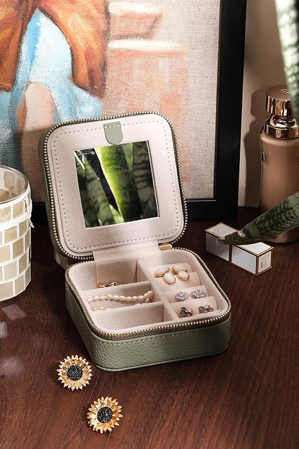 S.Leaf Mini Jewelry Case - Portable Travel Jewelry Box for Women (01 Lychee Sage Green)