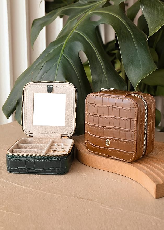 S.Leaf Travel Jewelry Organizer Travel Jewelry Boxes for Women Small Jewelry Travel Case Box Portable Travel Jewelry Case Travel Case Mini Jewelry (11_Pattern_Crocodile_Black_01)