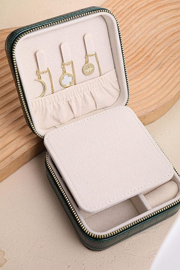 S.Leaf Travel Jewelry Box - Portable Case for Women - Mini Jewelry Organizer (12 Pattern Crocodile Brown 01)