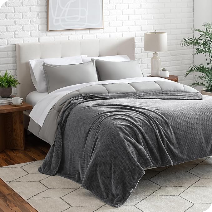 Bare Home Textured Fleece Blanket - Full/Queen - Ultra-Soft Lightweight for Bed, Sofa, and Couch - Luxury Microplush - Cozy Warm Blanket (Full/Queen, Chevron Grey)