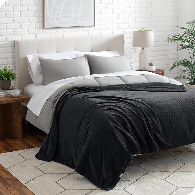Bare Home Textured Fleece Blanket - Twin/Twin Extra Long - Ultra-Soft Lightweight for Bed, Sofa, and Couch - Luxury Microplush - Cozy Warm Blanket (Twin/Twin XL, Chevron Black)